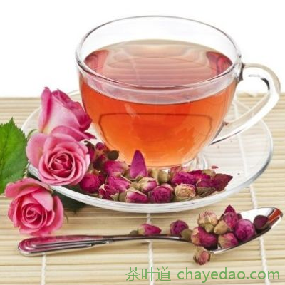 玫瑰花茶和什么搭配好喝   应该是什么颜色