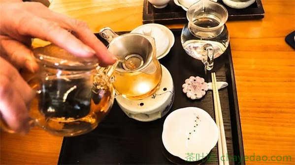 白菊花茶的功效与作用(1)