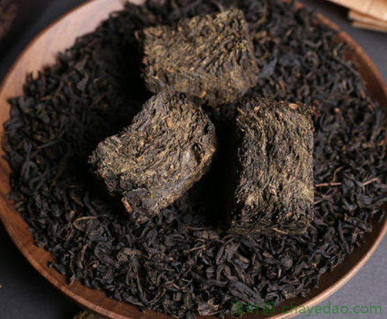茯茶怎么泡 泾阳茯砖茶的冲泡方法 茯茶的特点和功效