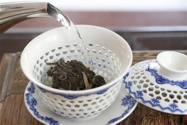 水温对普洱茶的香气与口感到底有何影响？