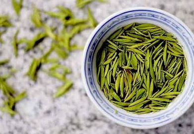 庐山云茶的储存方法及技巧 庐山云雾茶的形成因素与产地环境