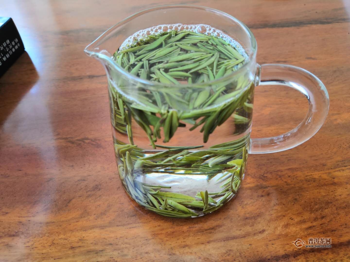 长期喝竹叶青茶的好处和坏处