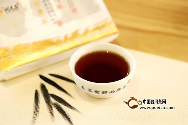 山哥说茶第2期：除了盖碗冲泡，大将军老茶头还有哪些花样喝法？