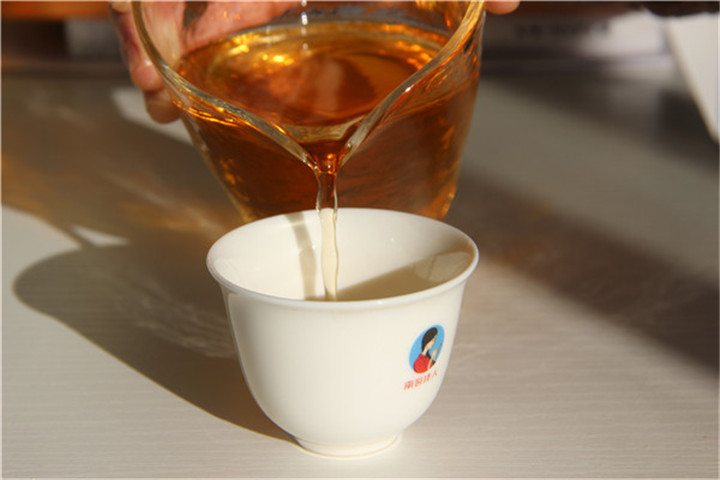 青茶｜乌龙茶中也很特殊的一种：白鸡冠！
