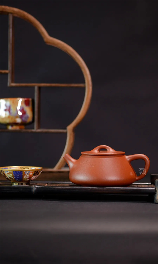 不同材质的茶具，是如何影响茶味的？