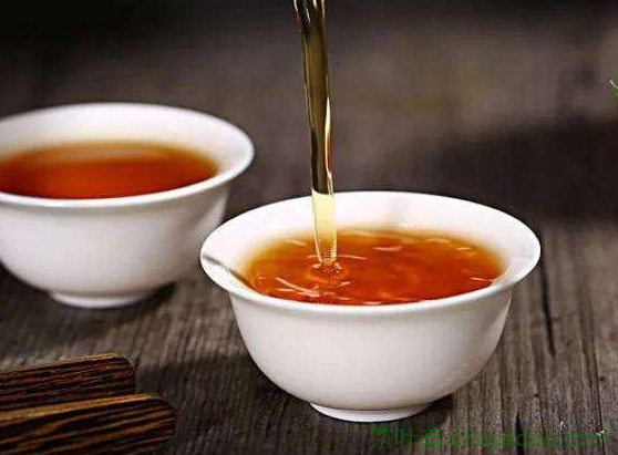 滇红茶属于红茶吗 喝滇红茶有什么作用 滇红茶汤是什么颜色