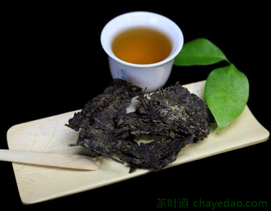 藏茶的香味怎么样 藏茶有哪些功效  藏茶什么时候喝最好