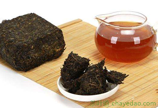 千两茶是什么茶 千两茶与茯砖茶的区别 茯砖金花怎么来的