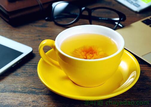 喝菊花茶有什么好处,菊花茶的功效与禁忌