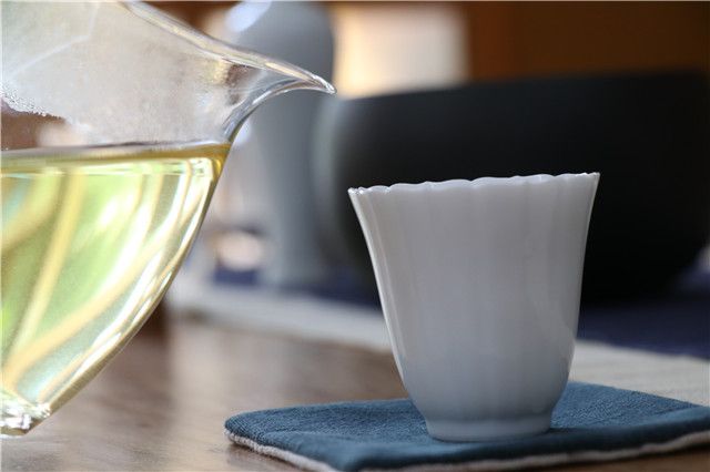 绿茶可以用高温冲泡吗 ？