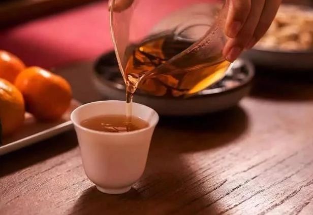 喝福鼎白茶，最健康的茶温是几度？
